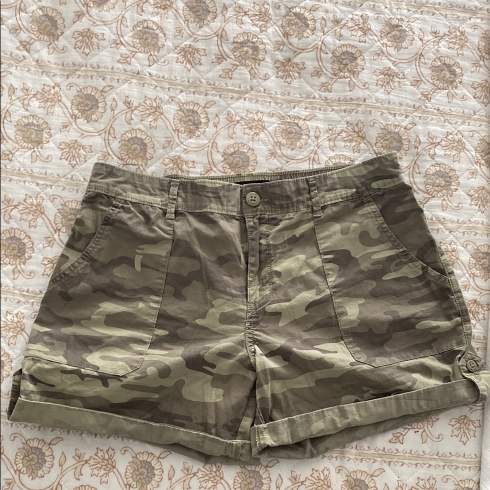 Camo Green Women's Shorts